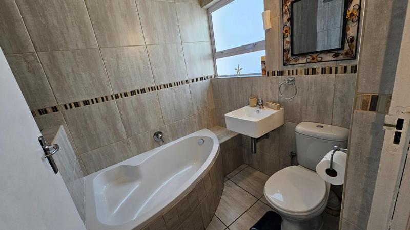 2 Bedroom Property for Sale in Dwarskersbos Western Cape